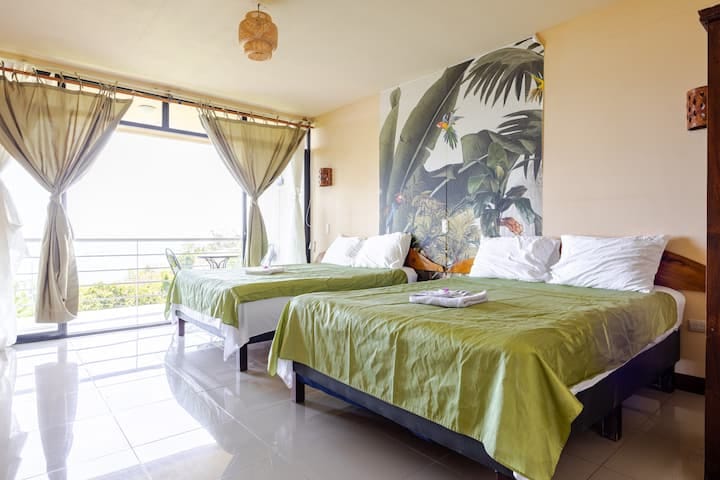 SUNSHINE 1 Anastacia Dadashpour